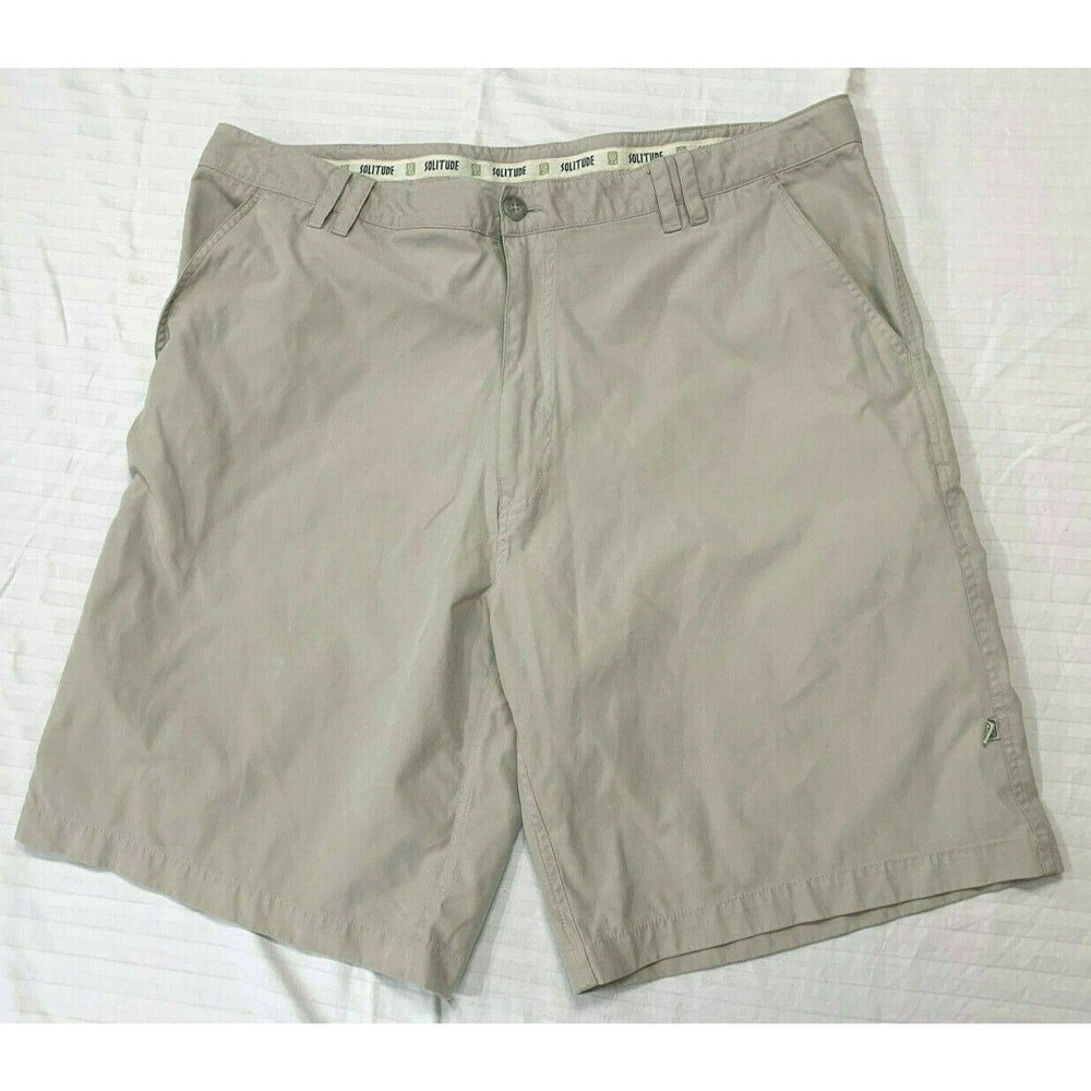 SOLITUDE MENS SHORTS SIZE 40